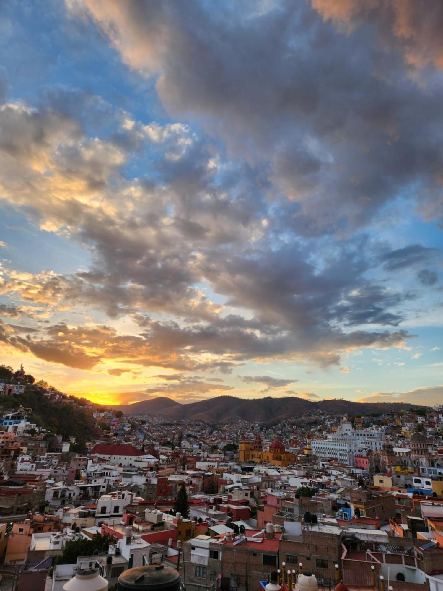 Casa De Linda Vista Apartment Guanajuato Luaran gambar