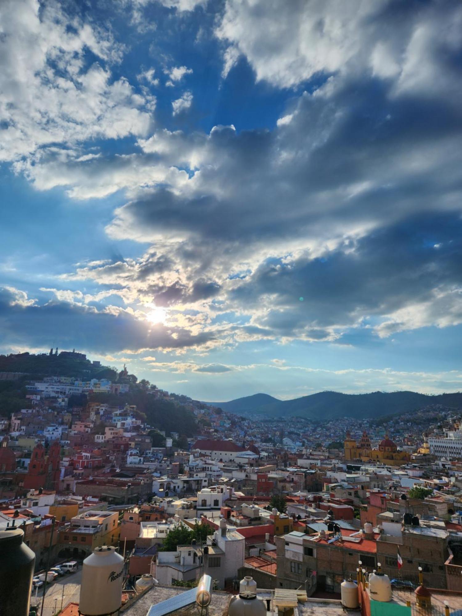 Casa De Linda Vista Apartment Guanajuato Bilik gambar